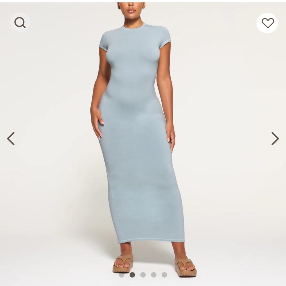 SKIMS- New vintage Tshirt Long Dress in color Denim. Size large